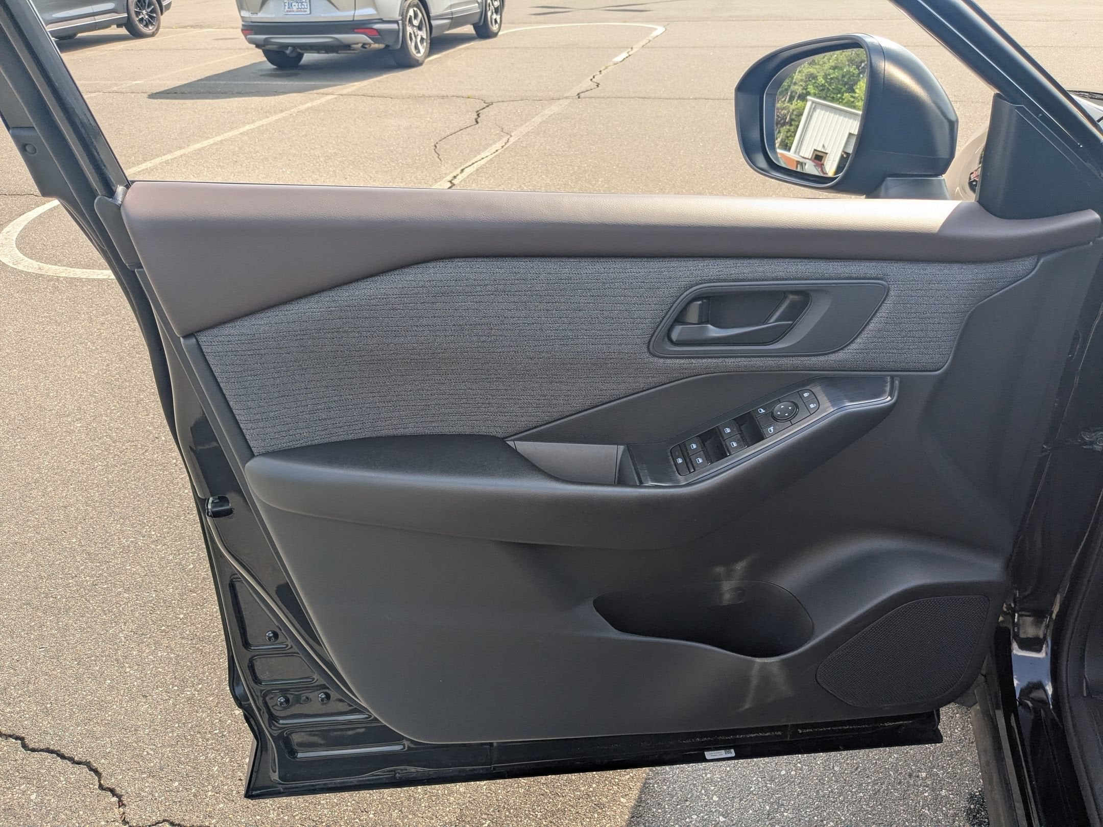 2023 Nissan Rogue S FWD
