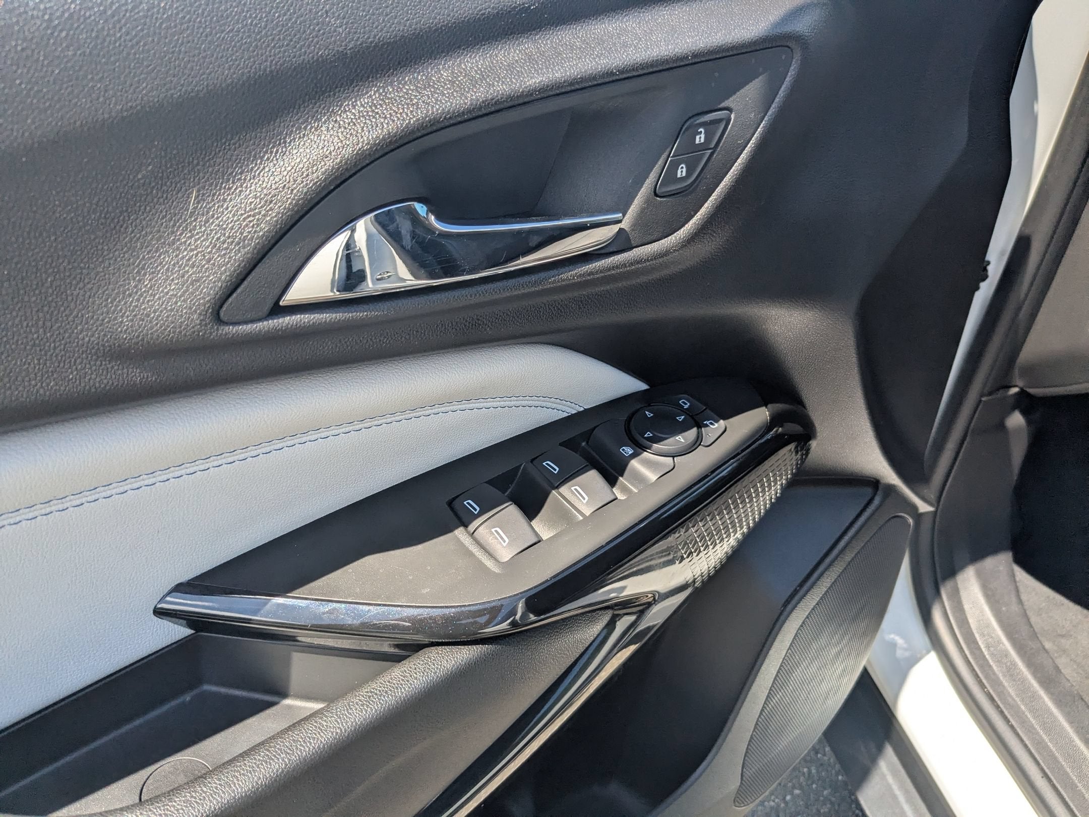 2025 Chevrolet Trax LT - Photo 12