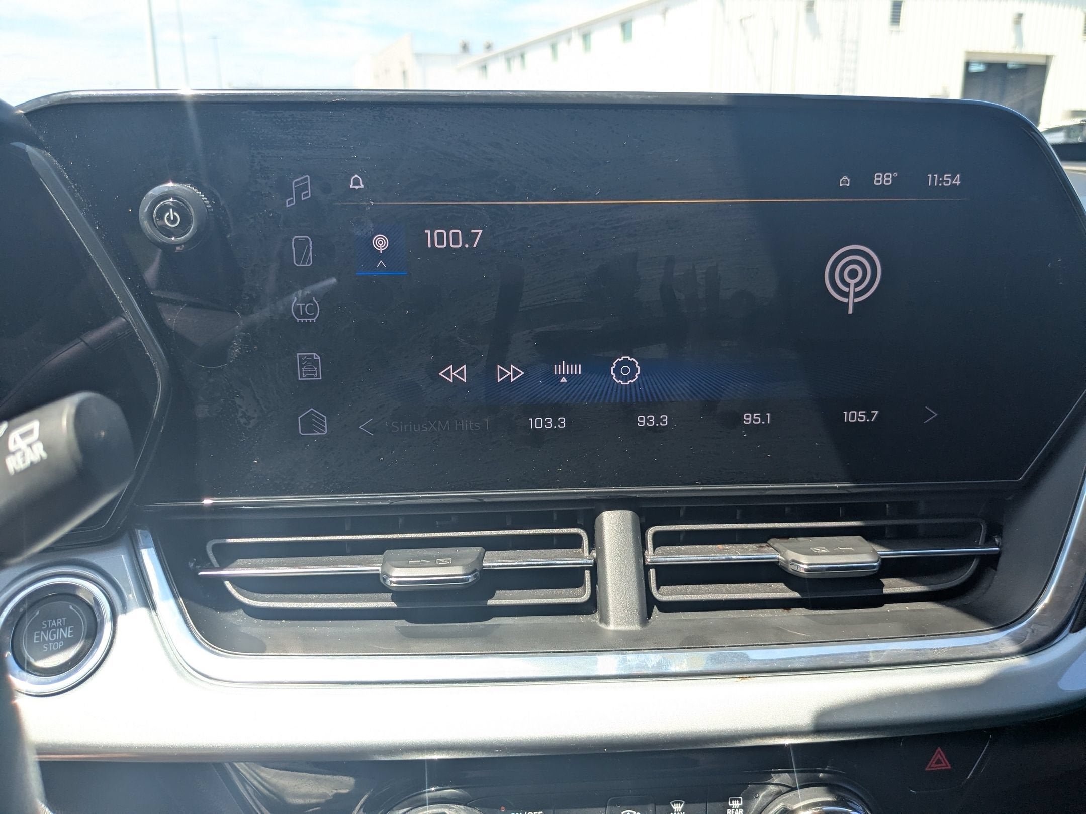 2025 Chevrolet Trax LT - Photo 20