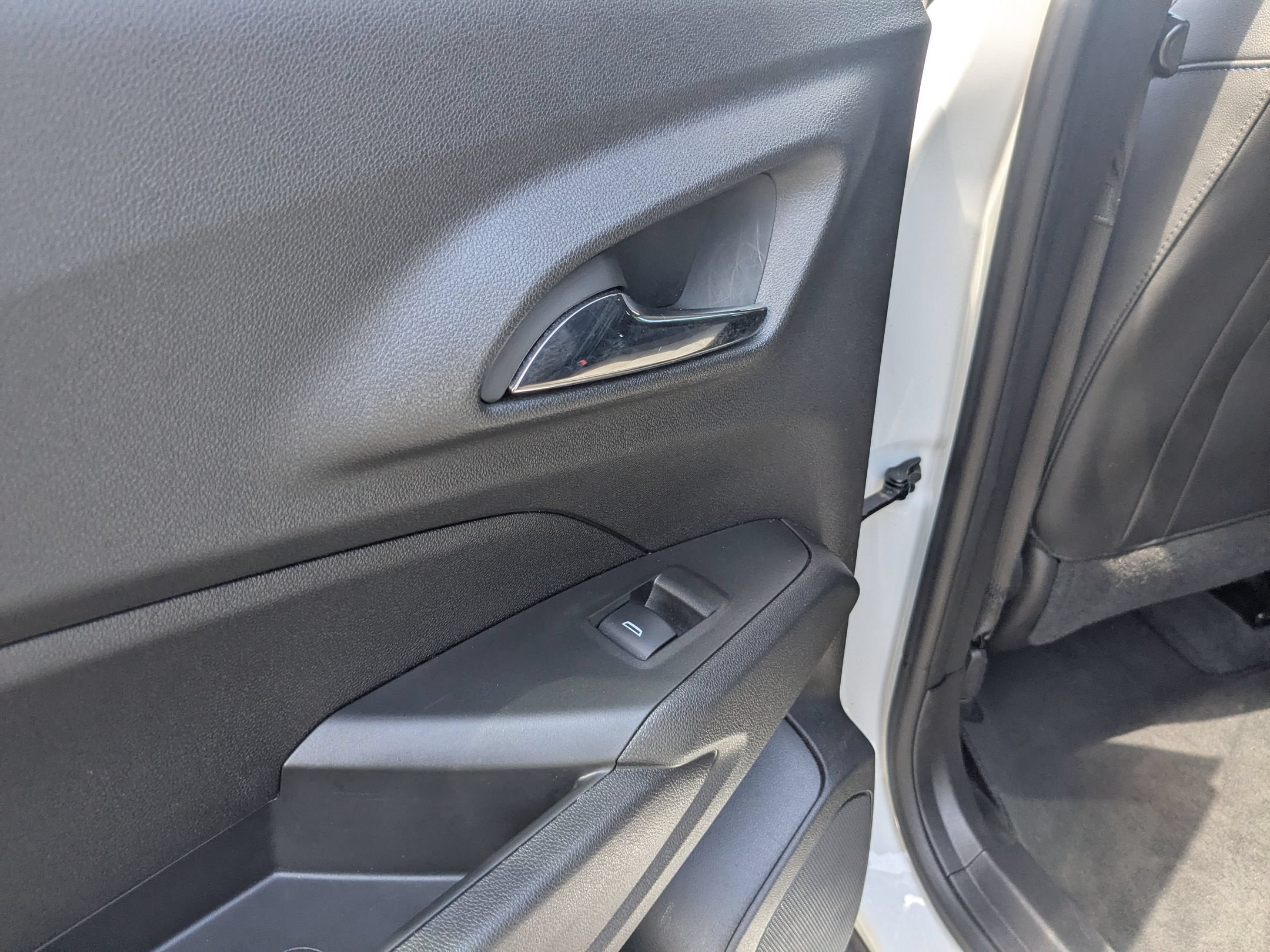 2025 Chevrolet Trax LT - Photo 25