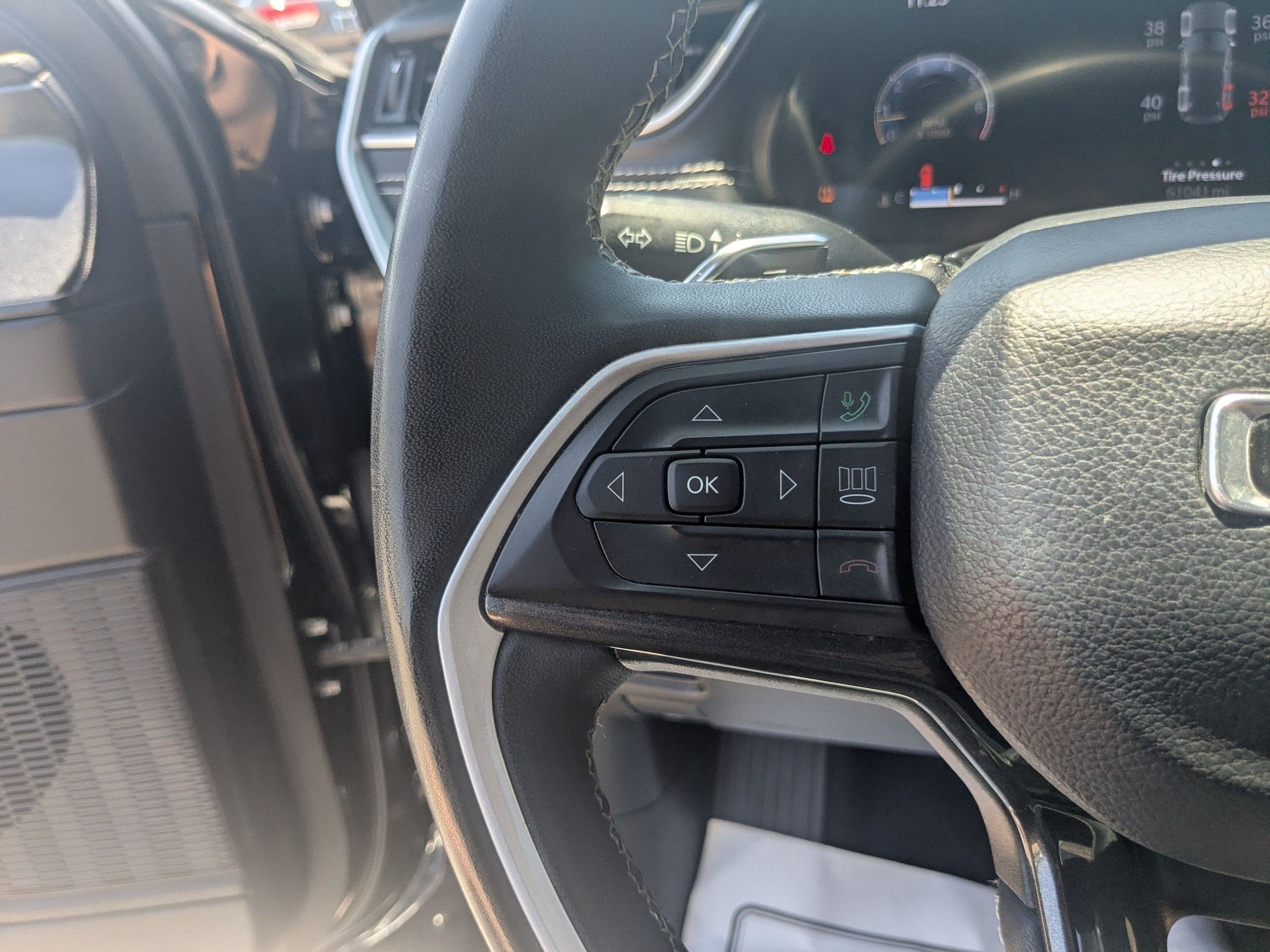 2023 Jeep Grand Cherokee Altitude 4x4