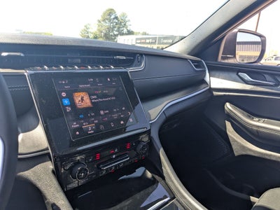 2025 Jeep Grand Cherokee L Laredo X 4x4