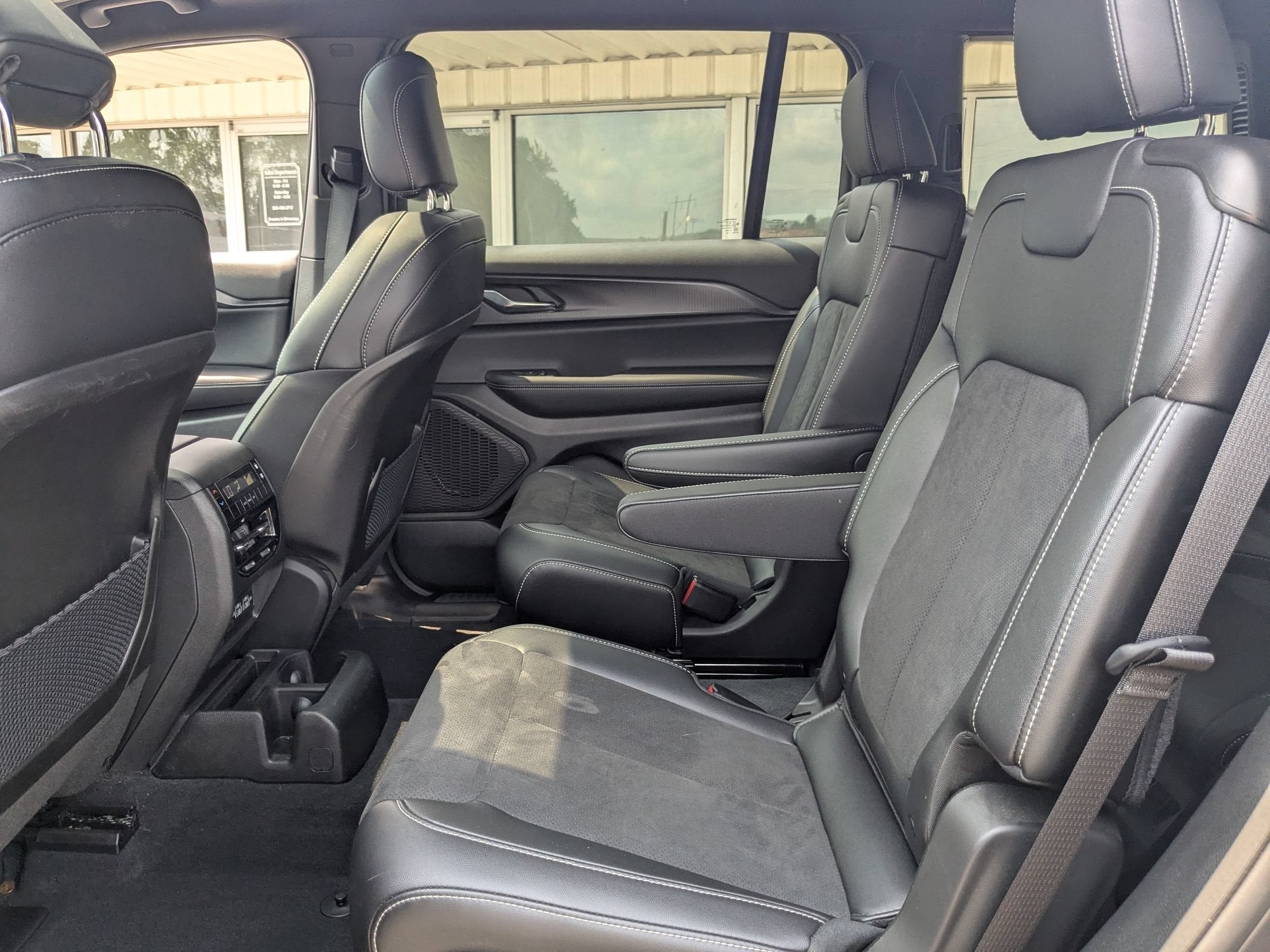 2025 Jeep Grand Cherokee L Altitude X 4x4