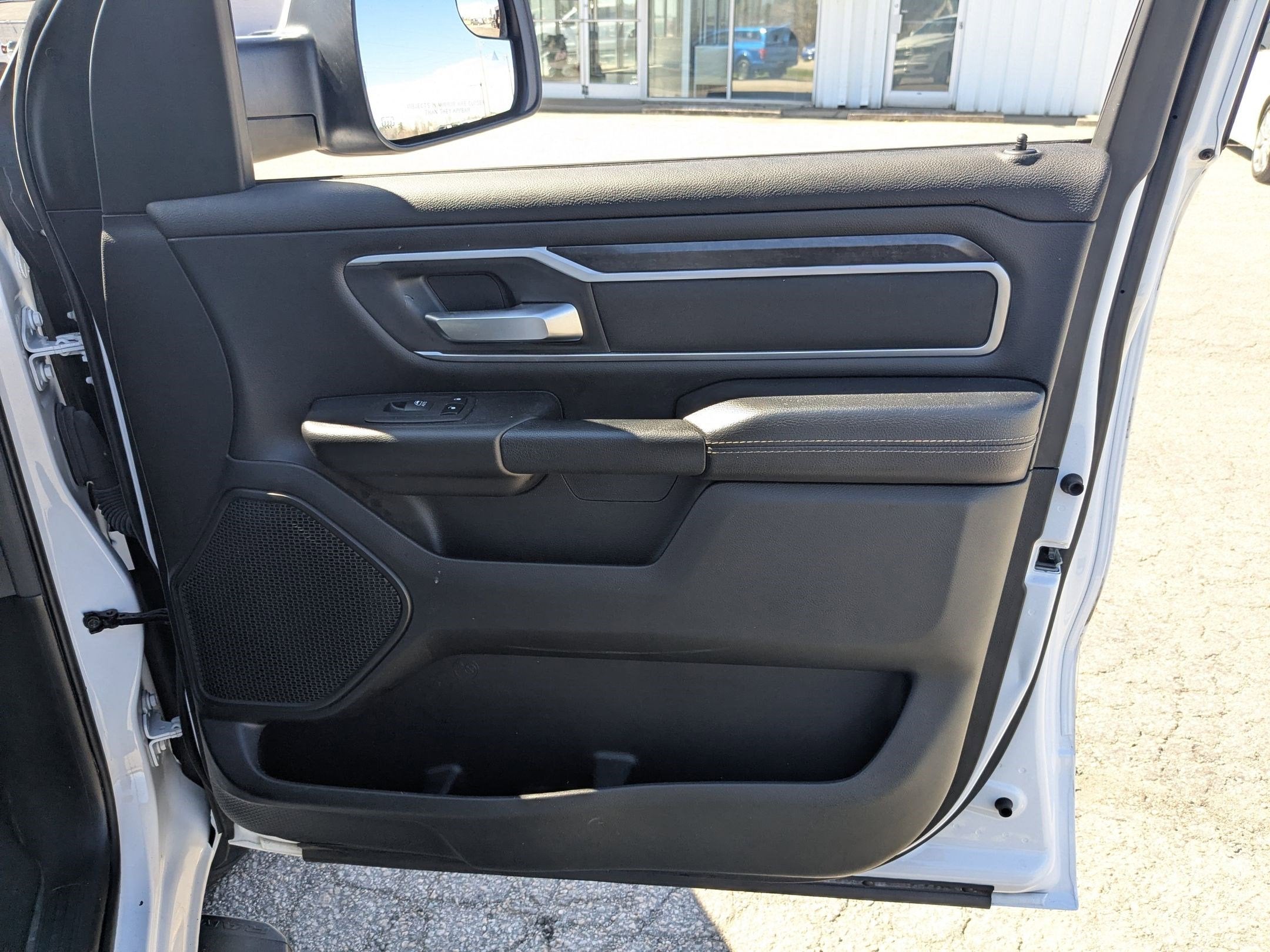 2023 RAM 1500 Big Horn Crew Cab 4x4 5'7' Box