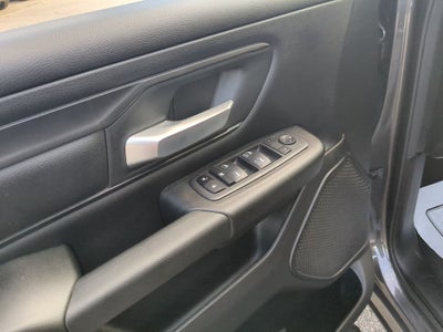 2024 RAM 1500 Tradesman Crew Cab 4x4 5'7' Box