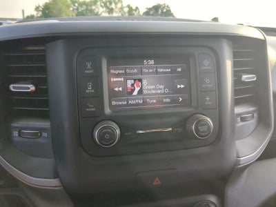 2024 RAM 1500 Tradesman Crew Cab 4x4 5'7' Box