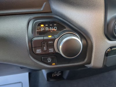 2024 RAM 1500 Tradesman Crew Cab 4x4 5'7' Box