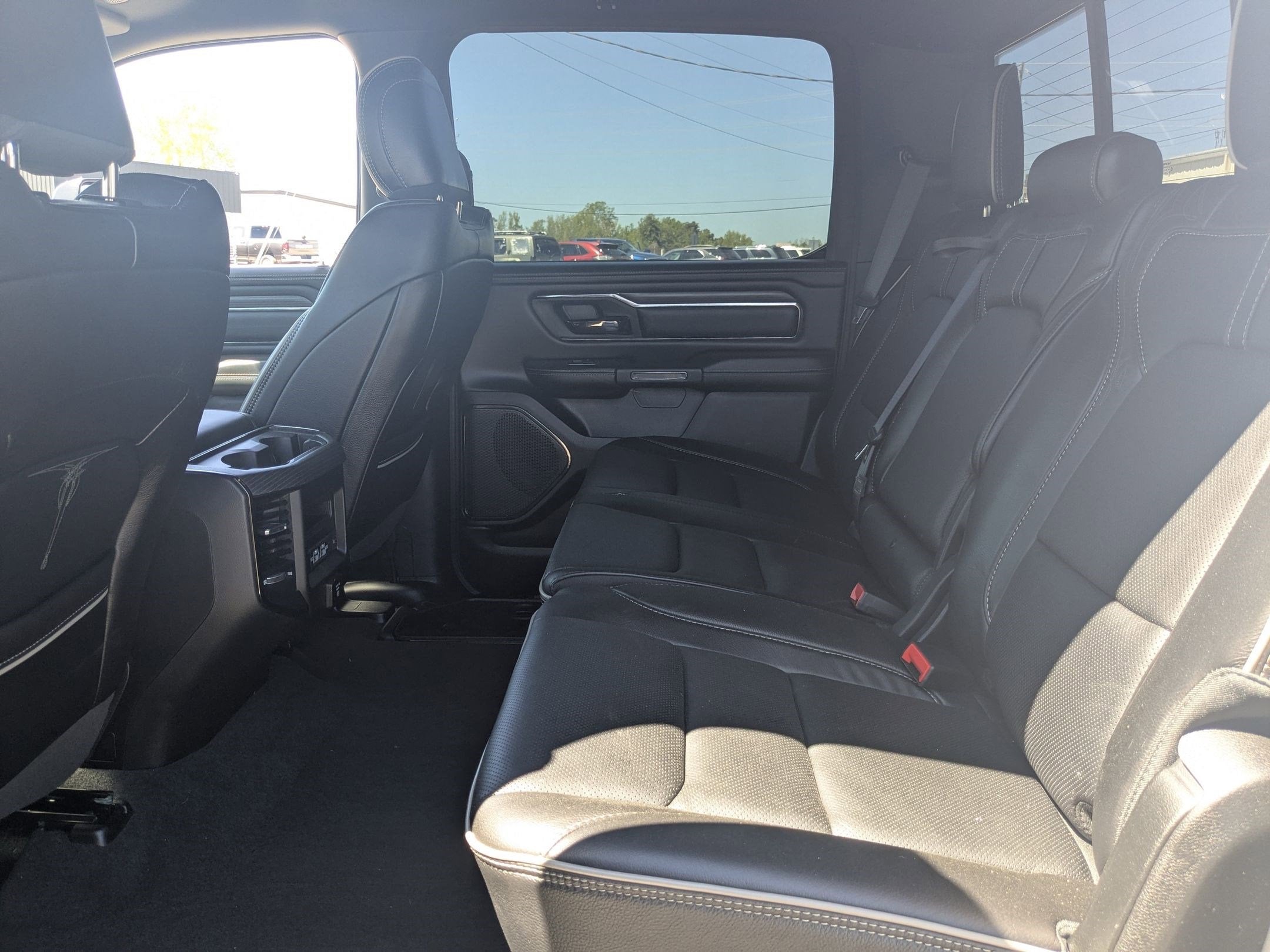 2022 RAM 1500 Limited Crew Cab 4x4 5'7' Box