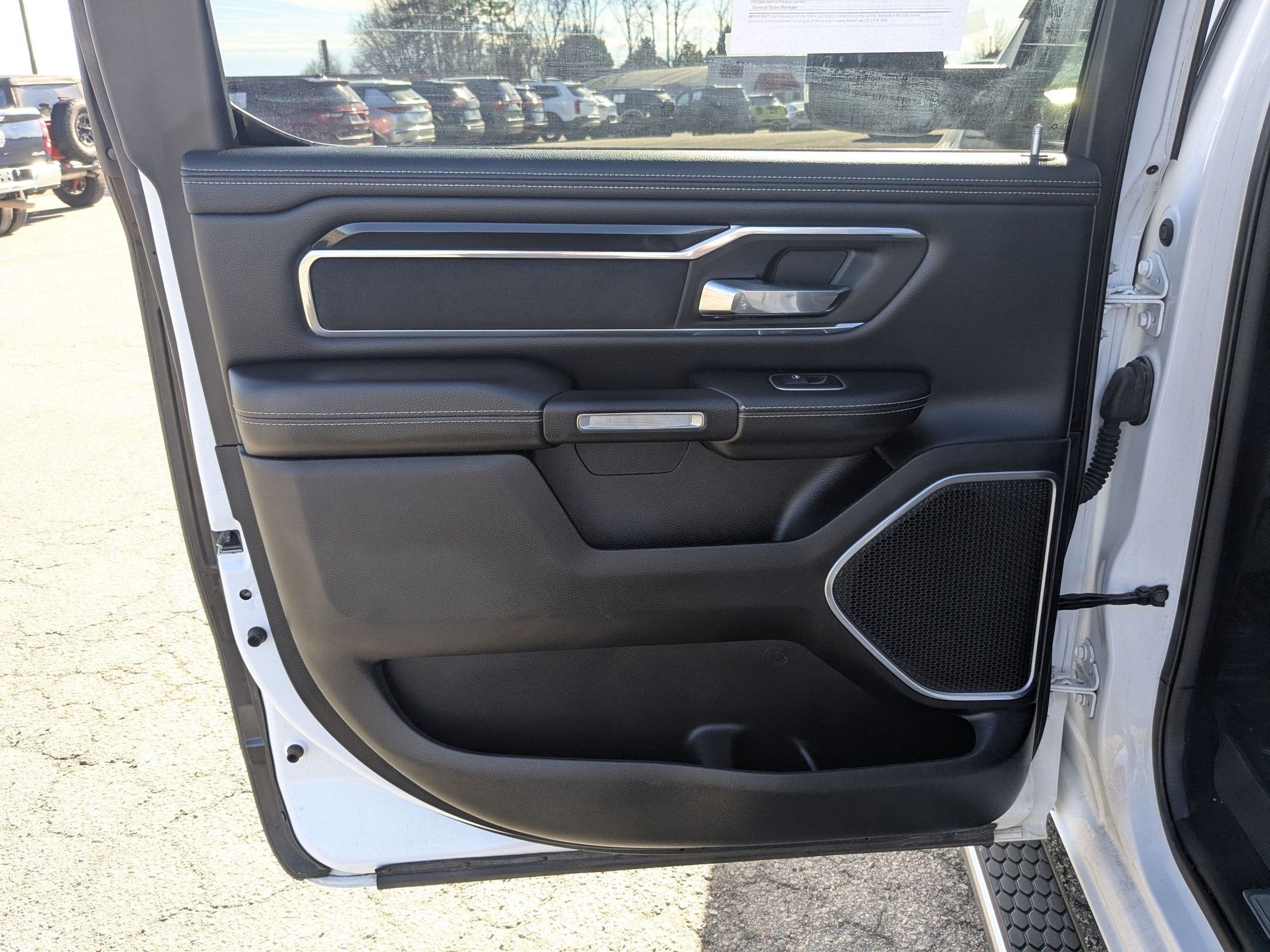 2021 RAM 1500 Laramie Crew Cab 4x4 5'7' Box