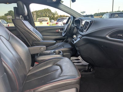 2020 Chrysler Pacifica 35th Anniversary Limited