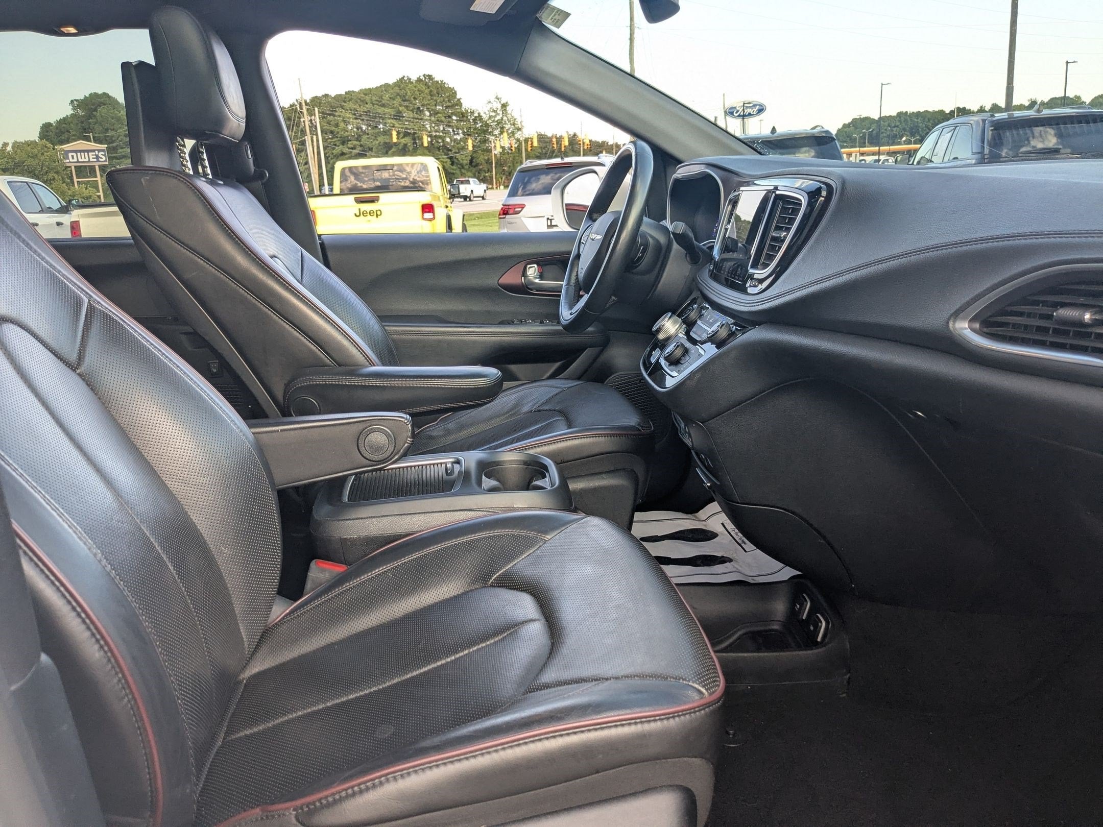 2020 Chrysler Pacifica 35th Anniversary Limited