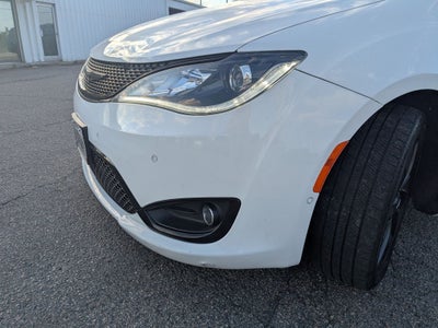 2020 Chrysler Pacifica 35th Anniversary Limited