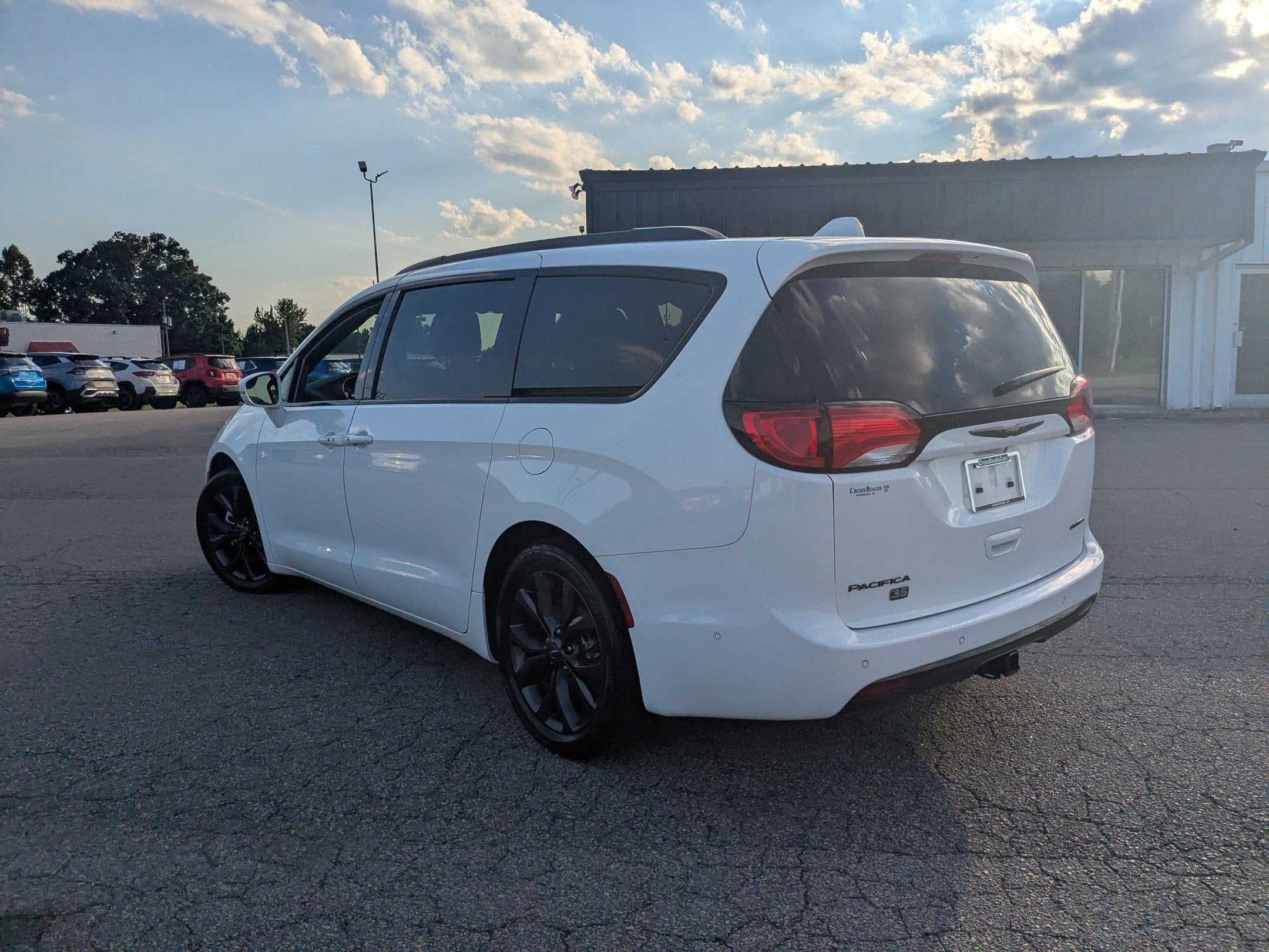 2020 Chrysler Pacifica 35th Anniversary Limited
