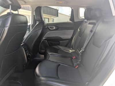 2022 Jeep Compass Latitude FWD