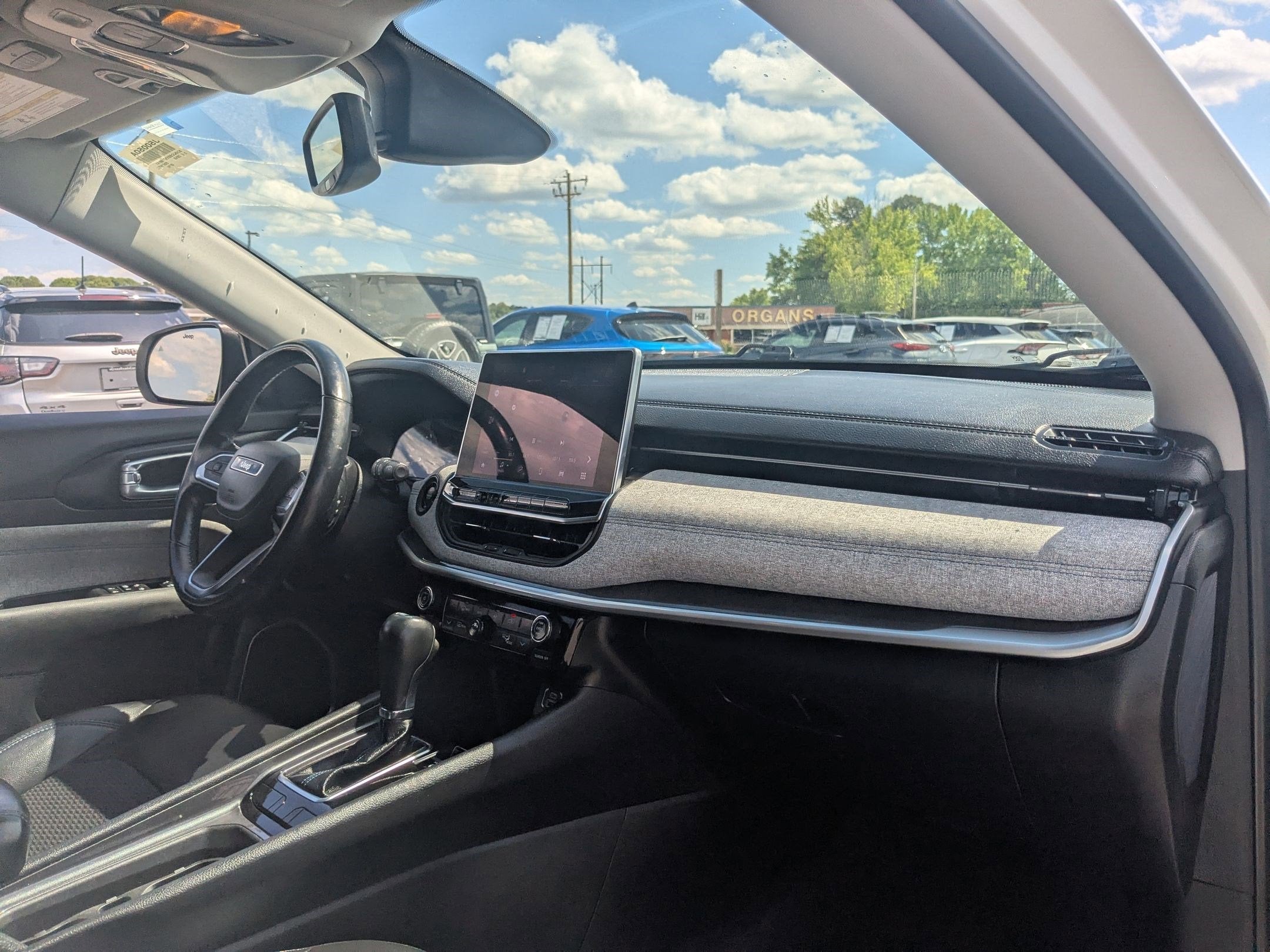2022 Jeep Compass Latitude FWD