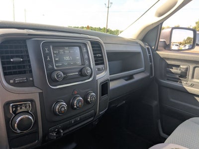 2020 RAM 1500 Classic Tradesman Crew Cab 4x2 5'7' Box