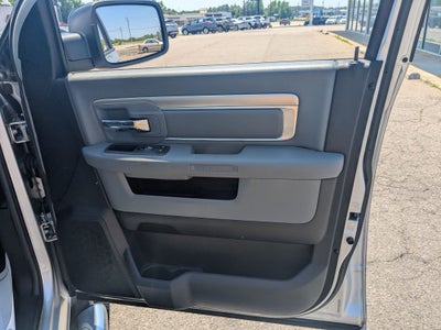 2018 RAM 1500 Big Horn Crew Cab 4x4 5'7' Box