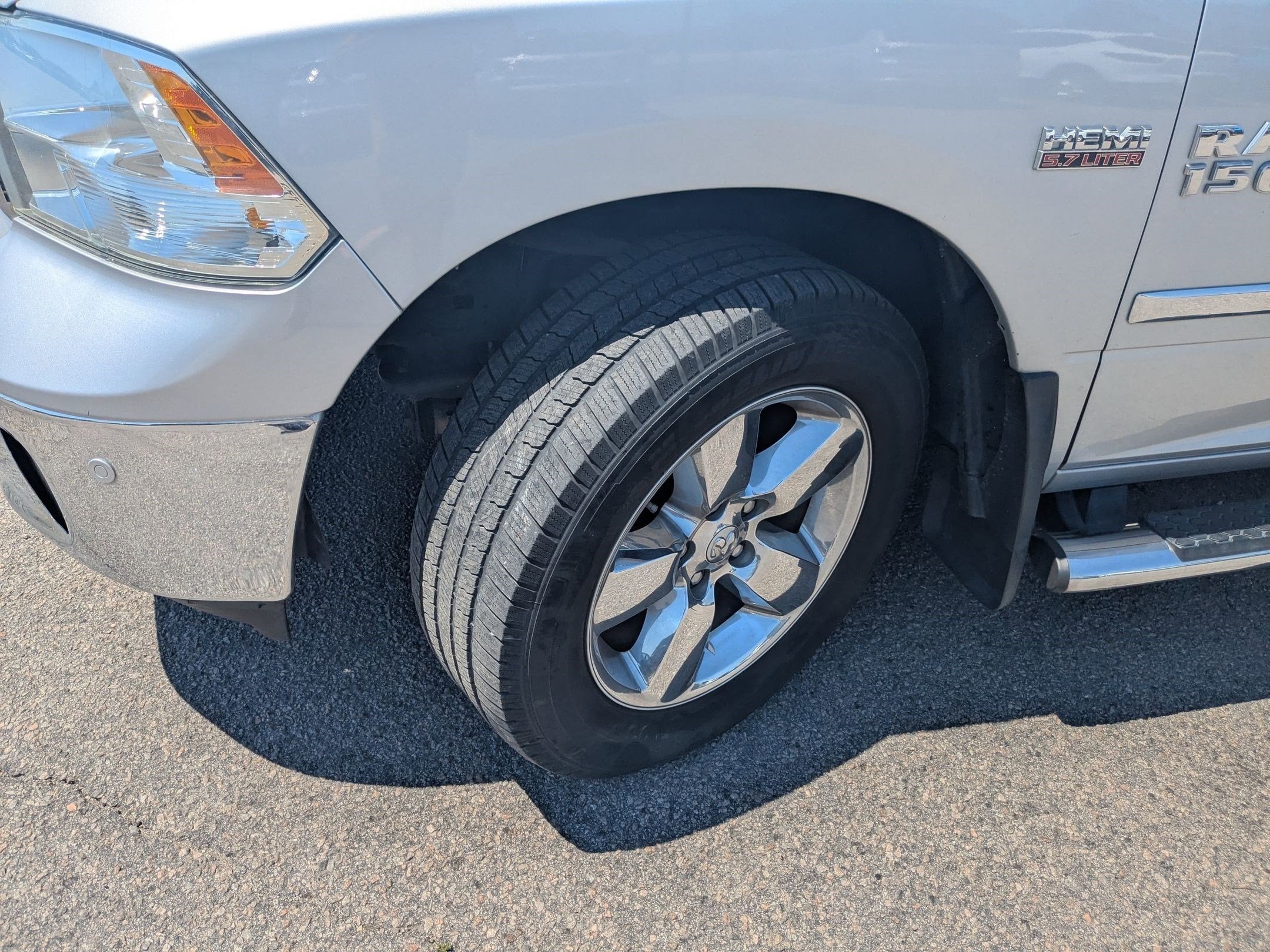 2018 RAM 1500 Big Horn Crew Cab 4x4 5'7' Box