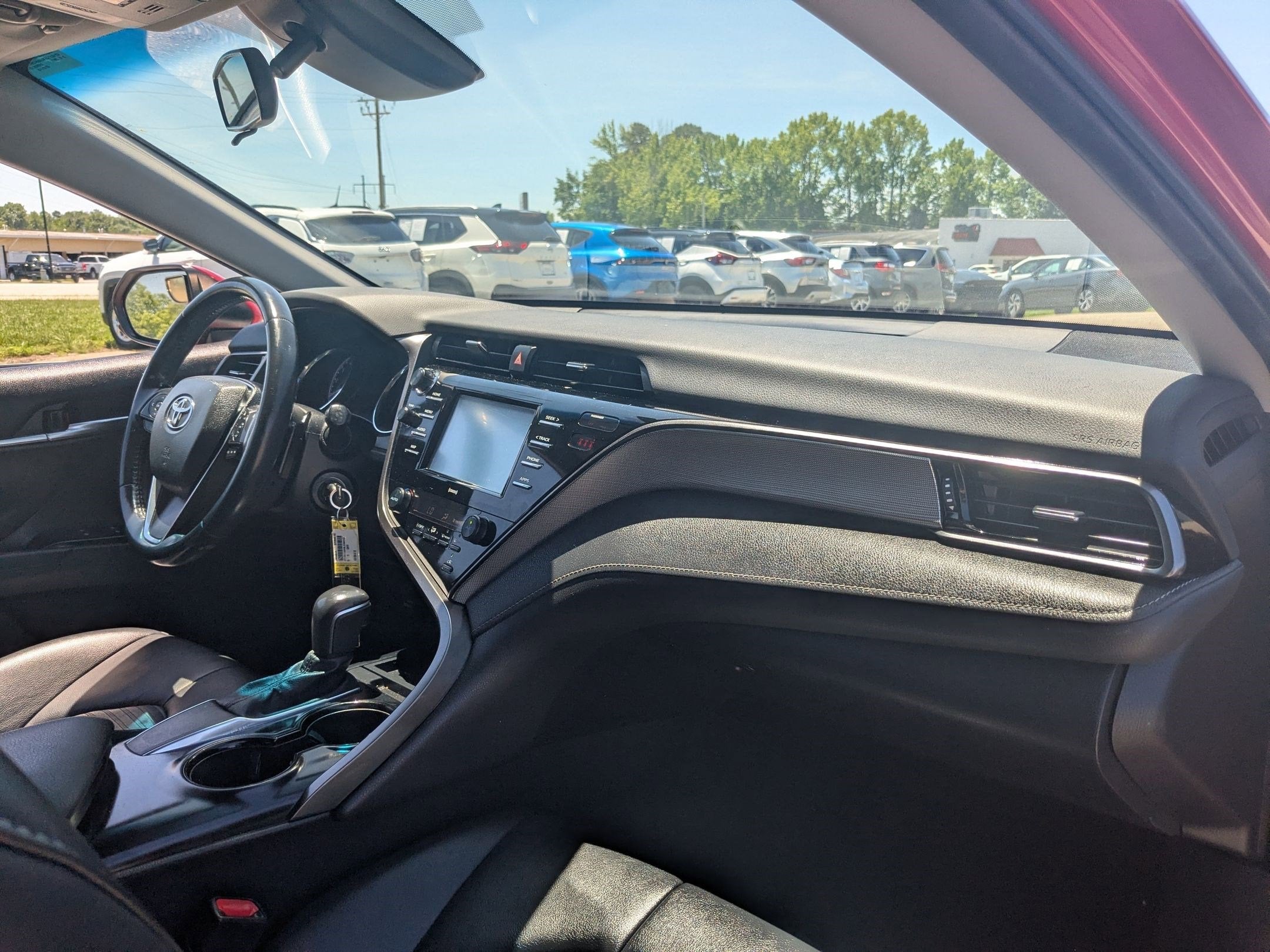 2020 Toyota Camry SE