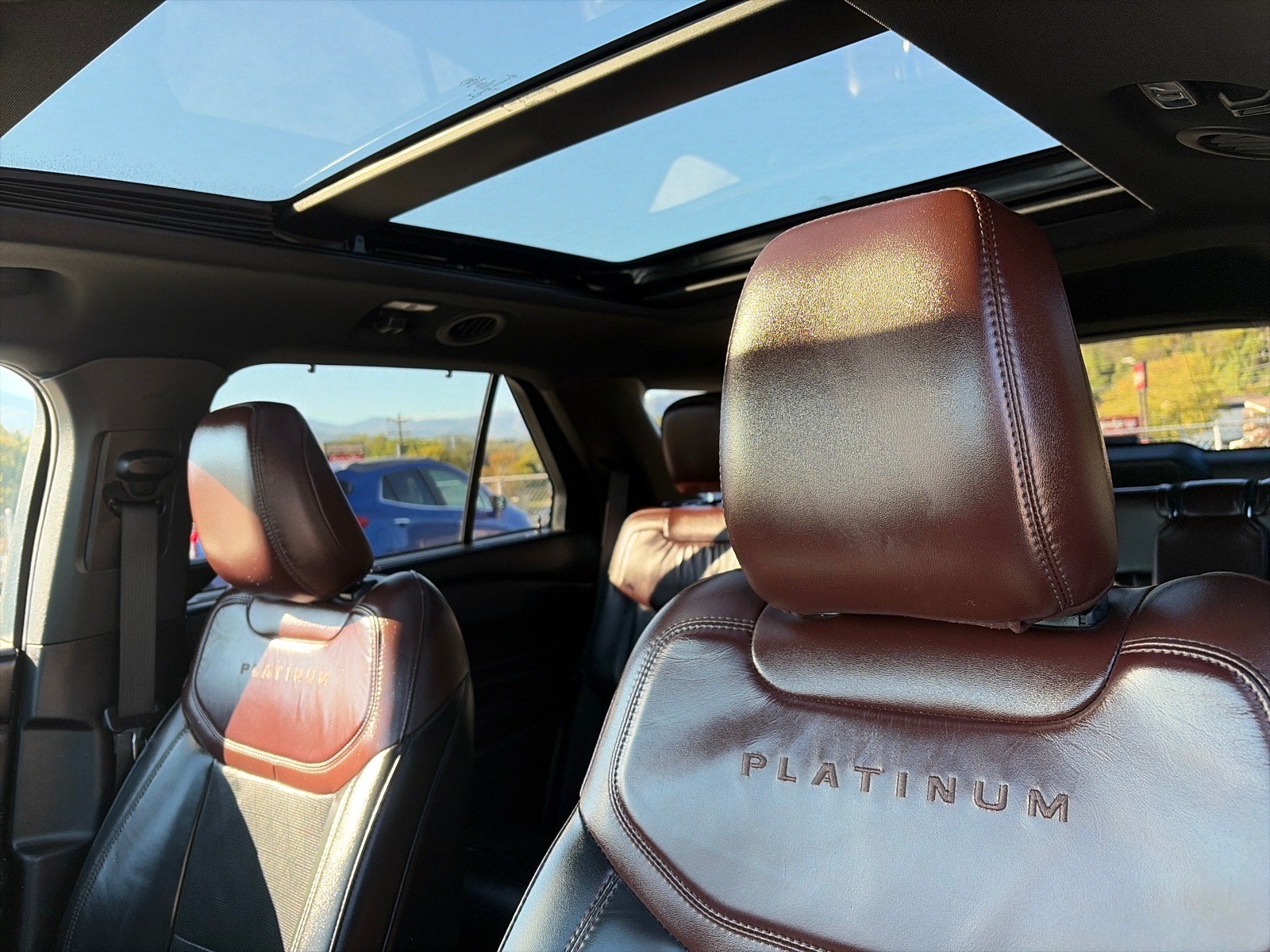 2022 Ford Explorer Platinum