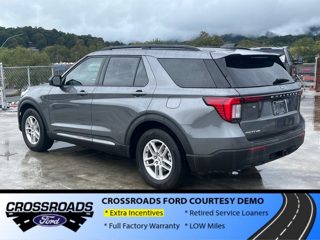 2025 Ford Explorer Active