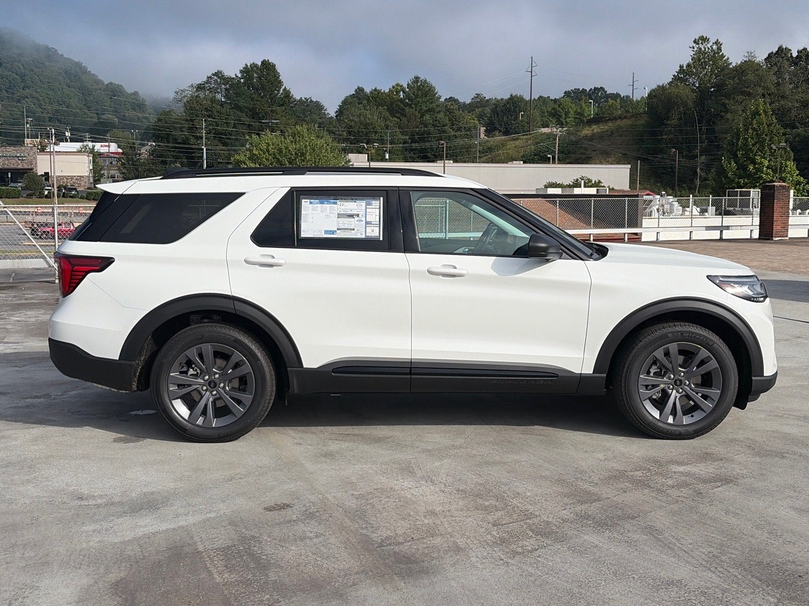 2026 Ford Explorer Active w/100A Pkg