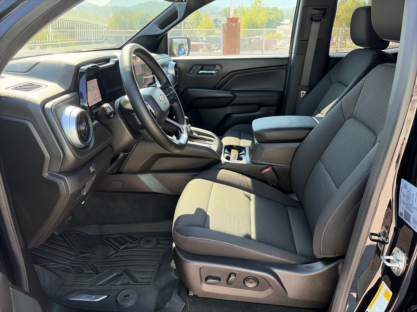 2025 Chevrolet Colorado 4WD LT