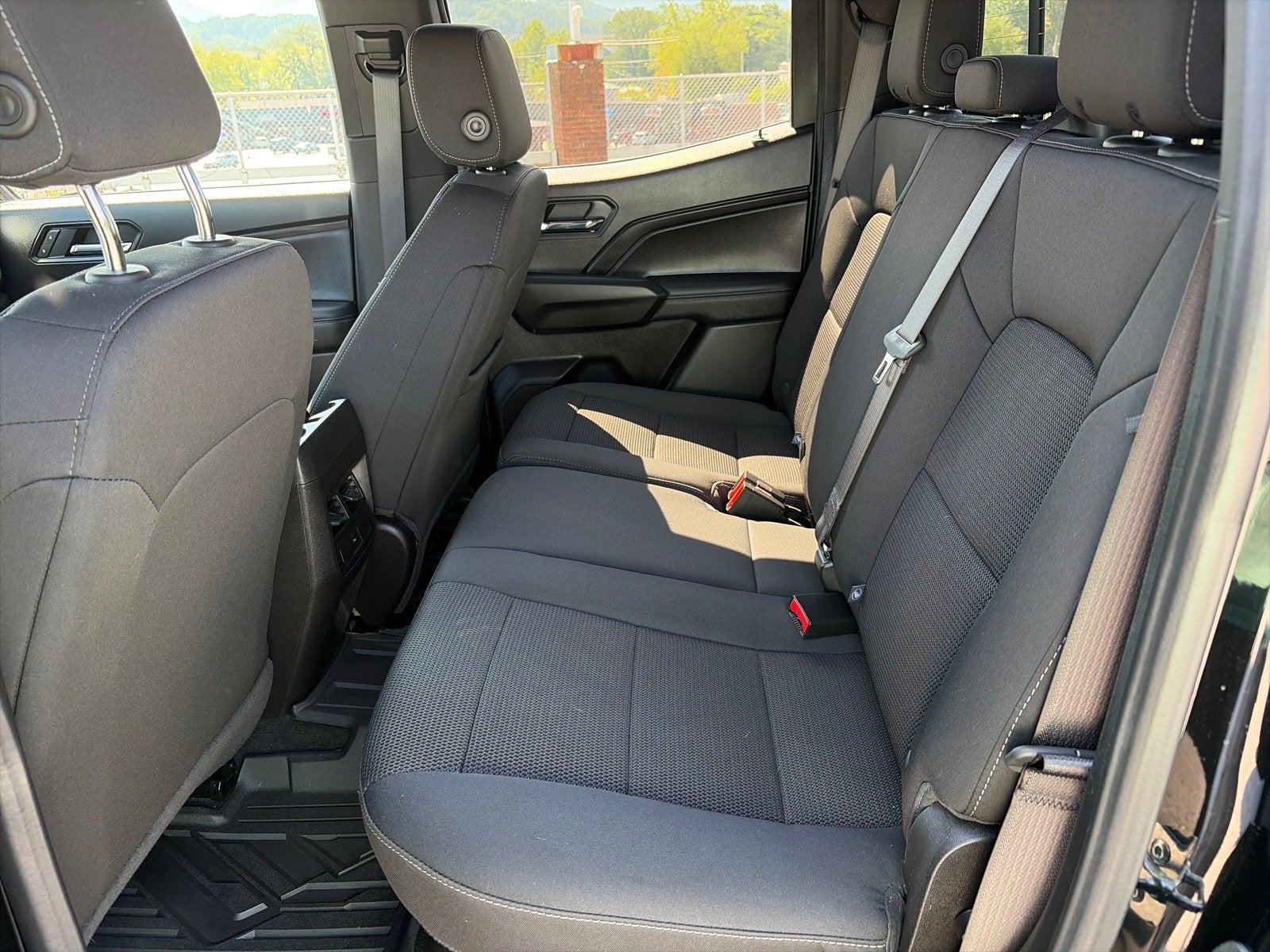 2025 Chevrolet Colorado 4WD LT