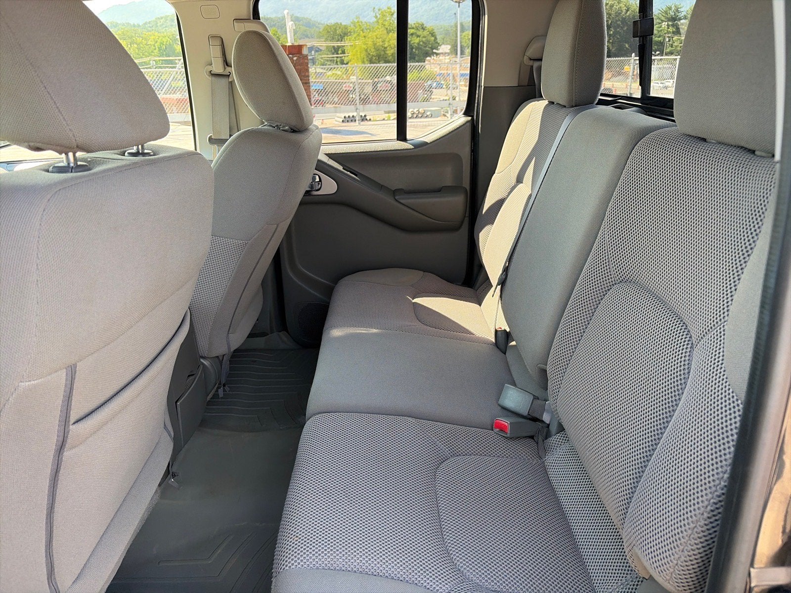 2018 Nissan Frontier SV V6