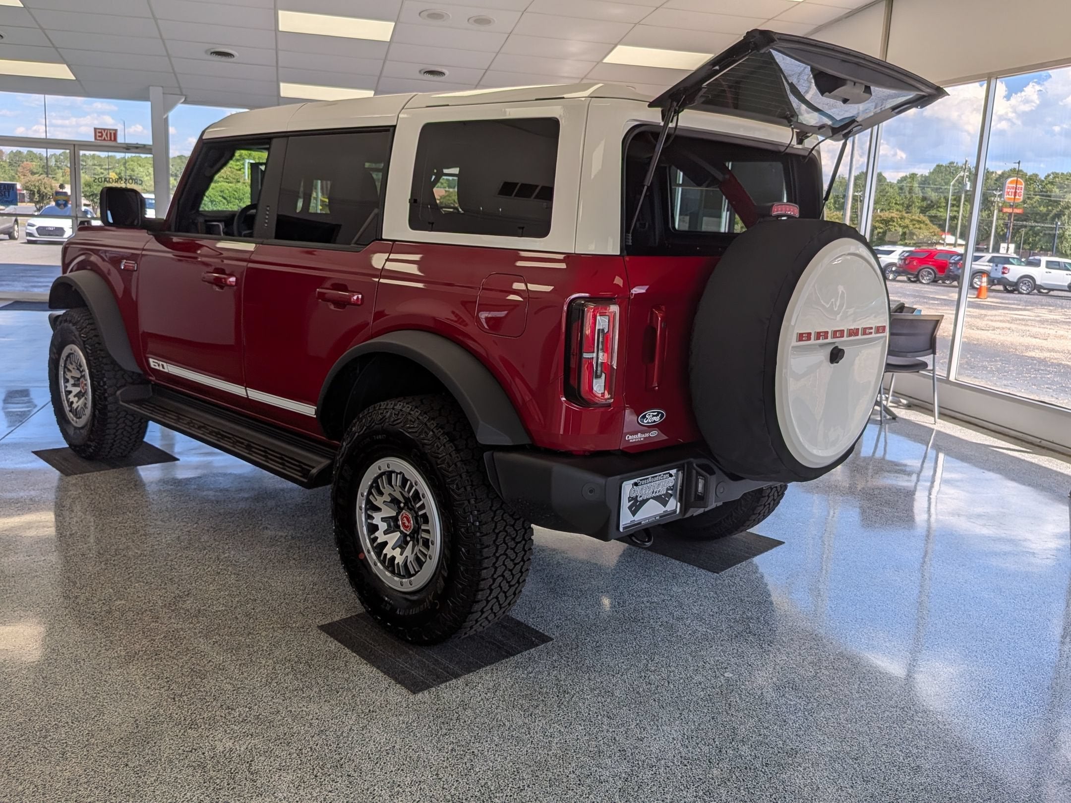 2026 Ford Bronco Outer Banks