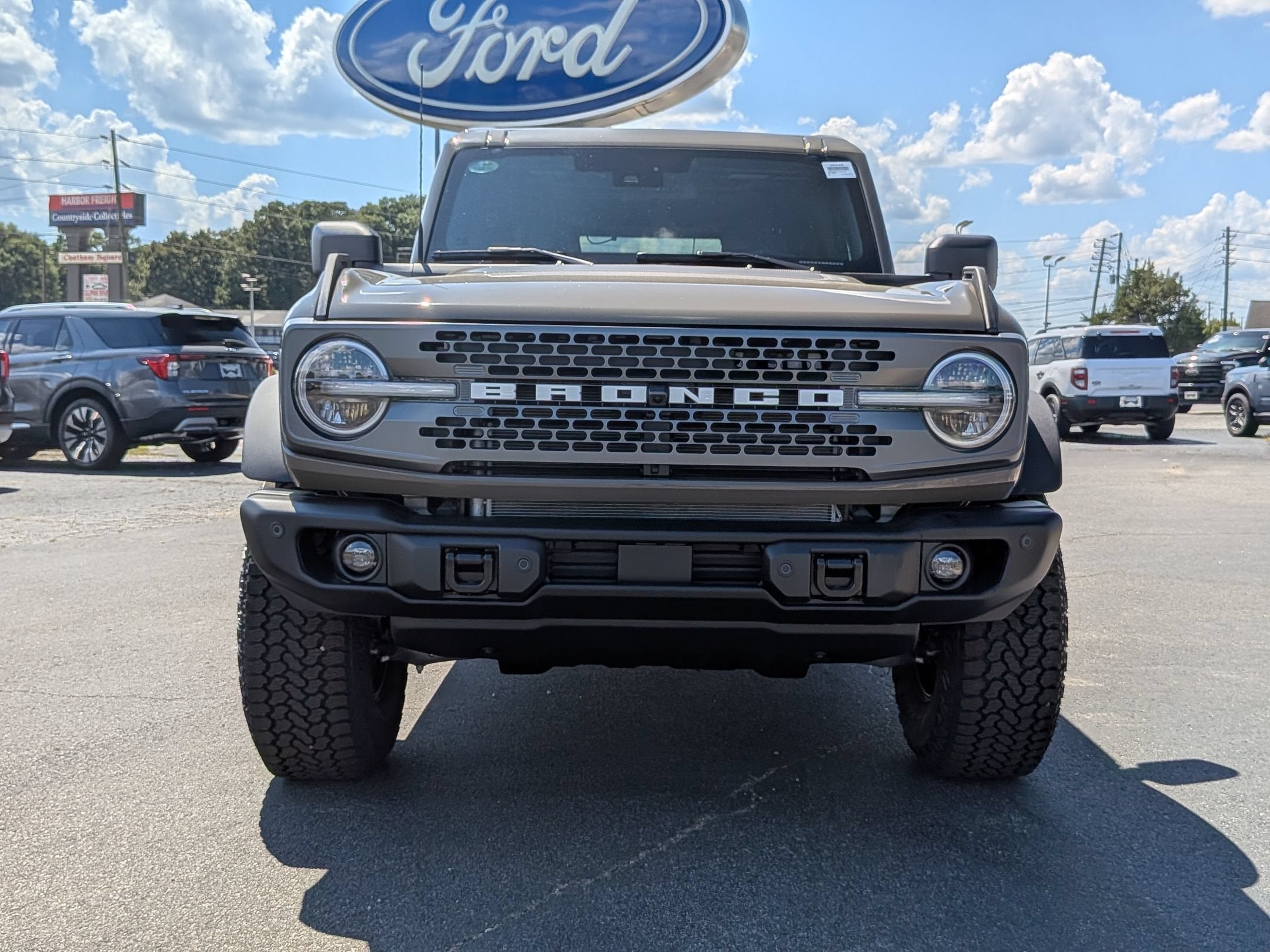2026 Ford Bronco Badlands