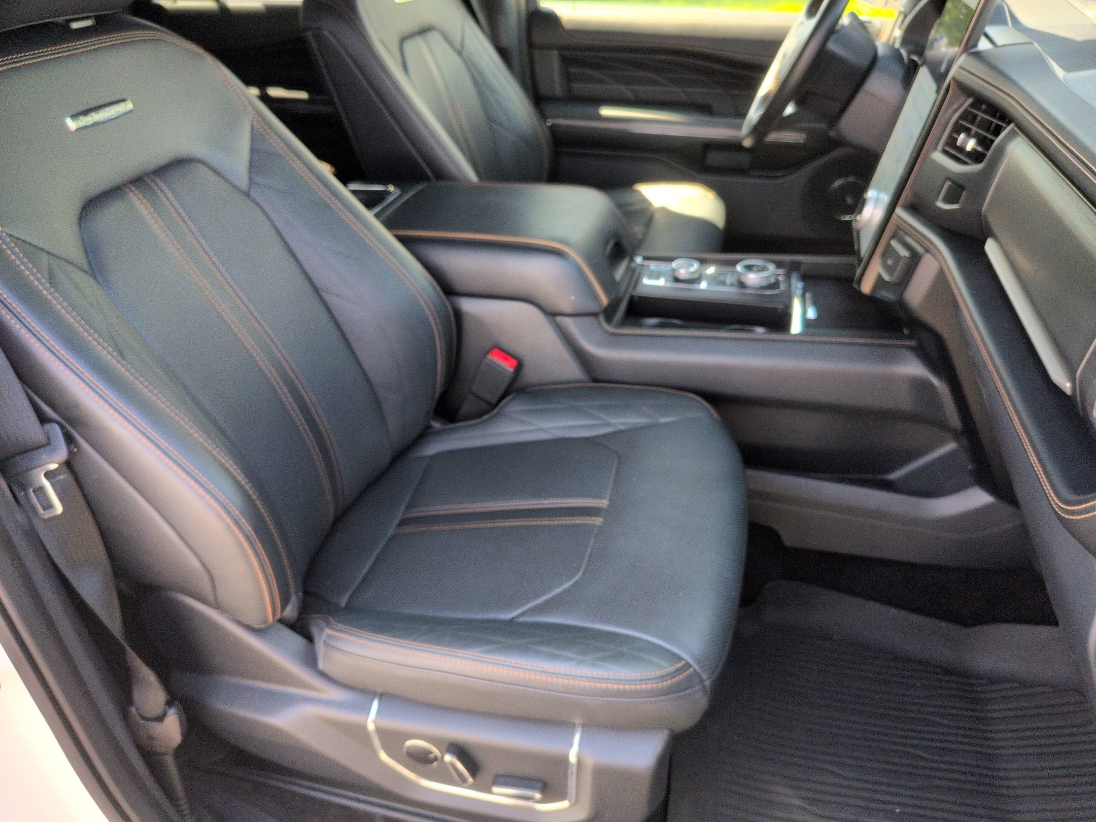 2023 Ford Expedition Platinum