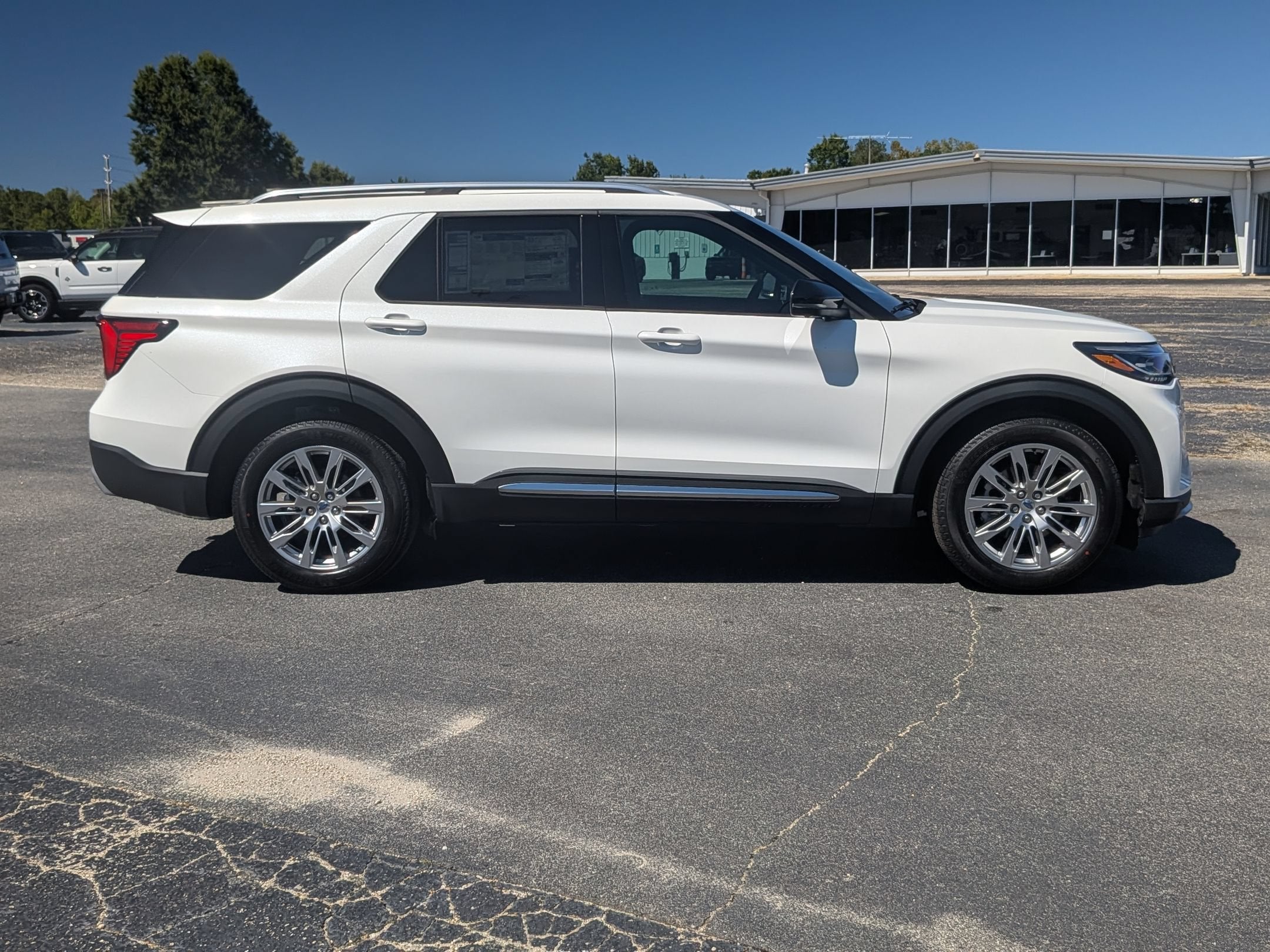 2027 Ford Explorer Platinum