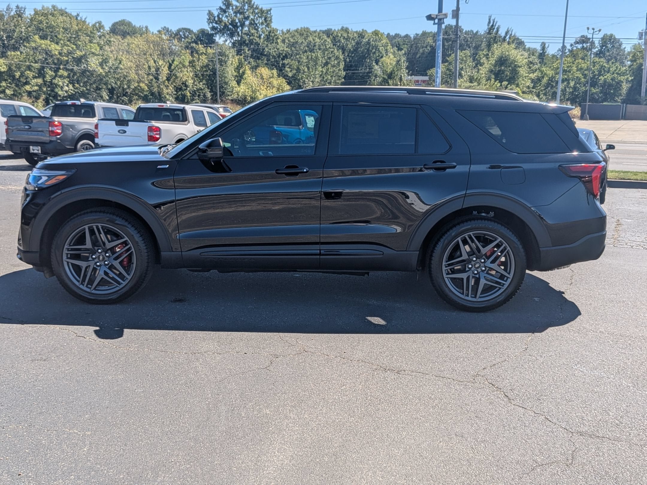 2027 Ford Explorer ST-Line