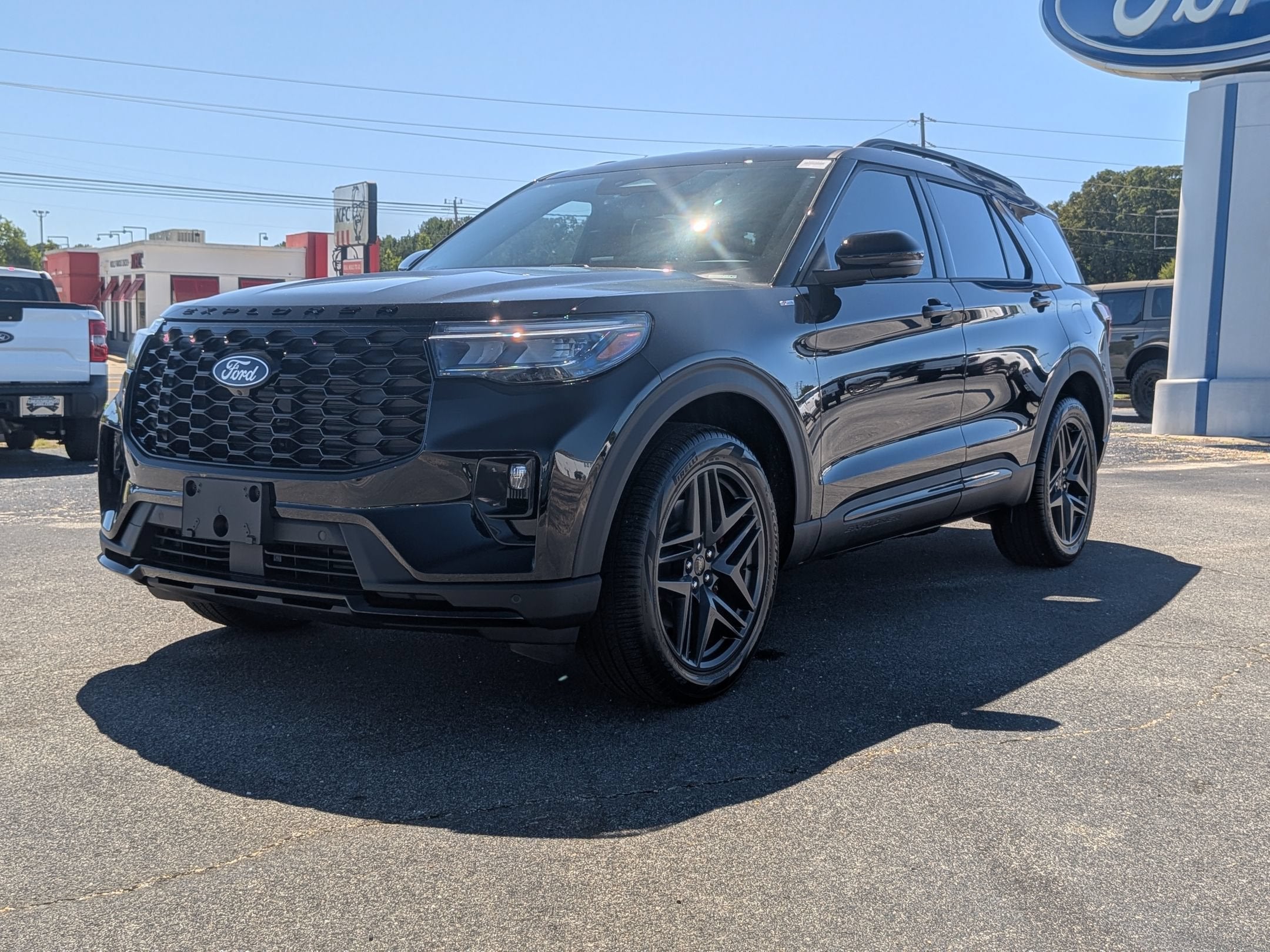 2027 Ford Explorer ST-Line