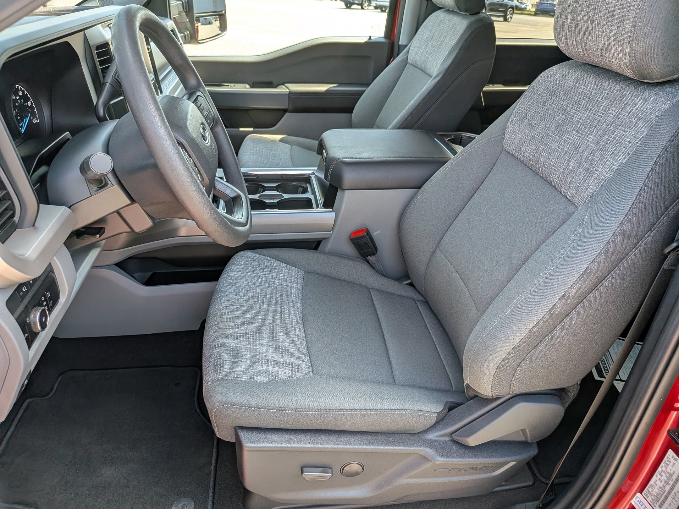 2023 Ford Super Duty F-350 DRW XLT