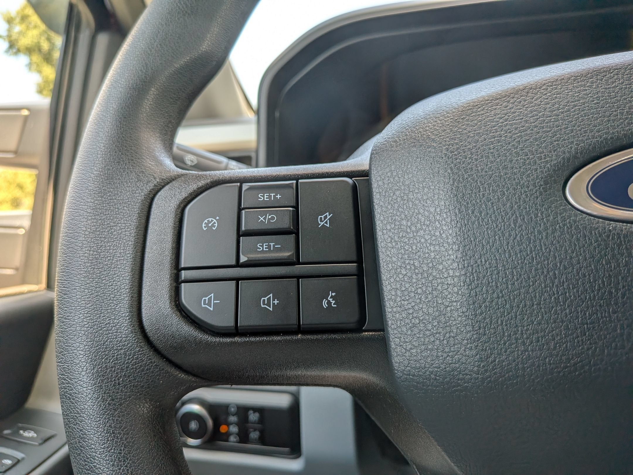 2023 Ford Super Duty F-350 DRW XLT