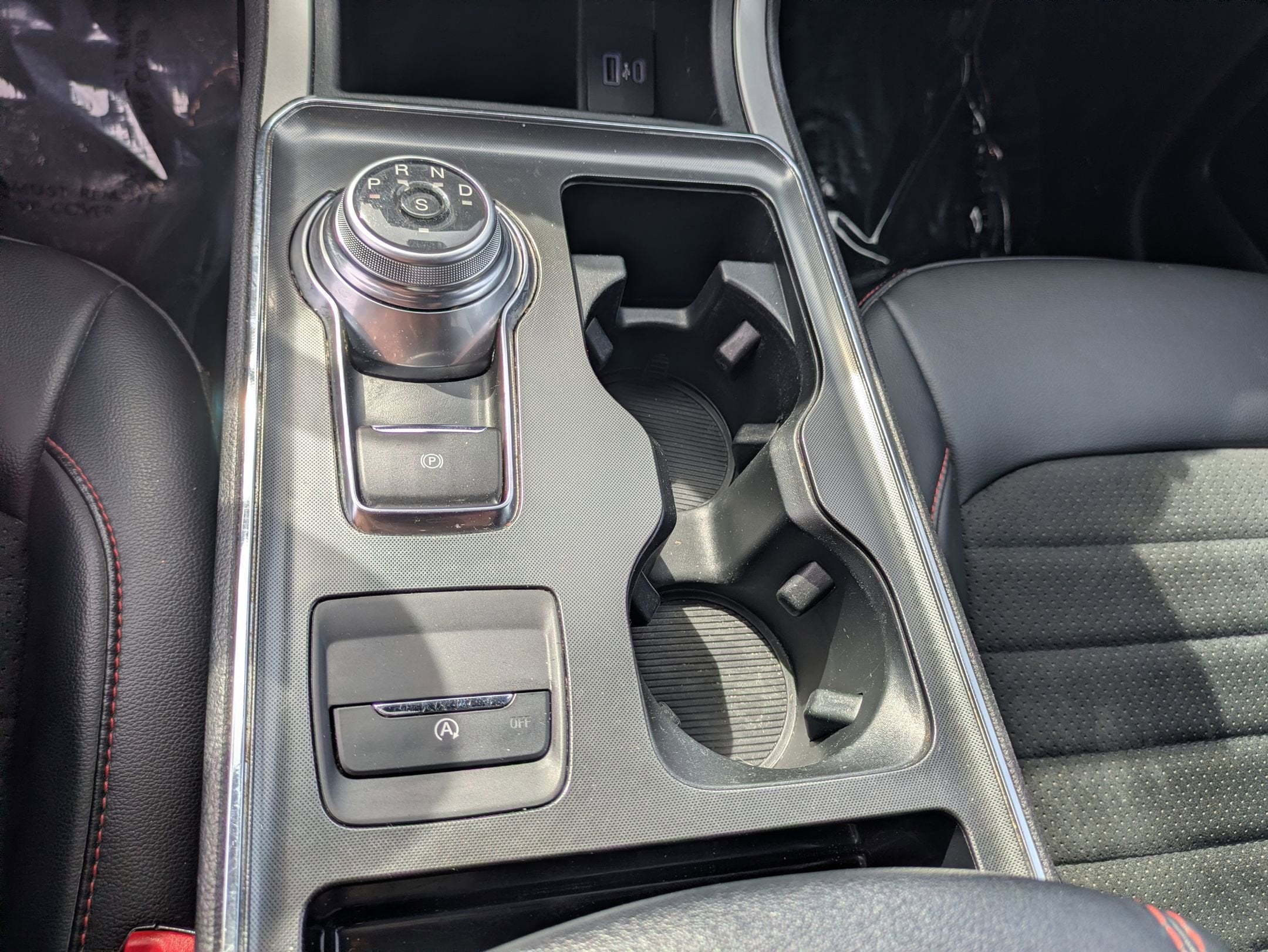 2022 Ford Edge ST Line