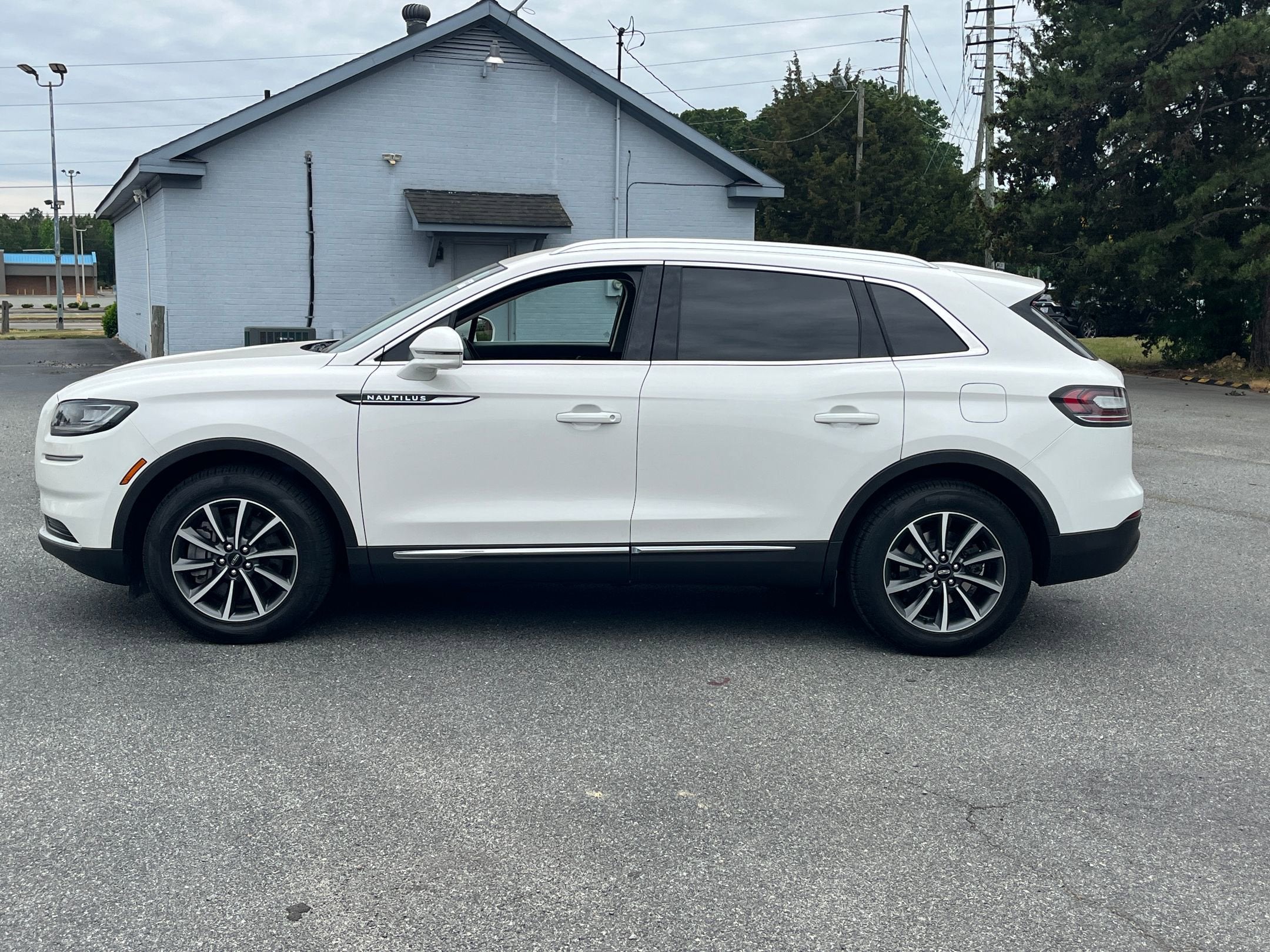 2021 Lincoln Nautilus Standard