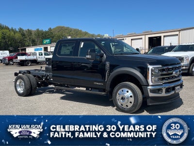 2026 Ford Super Duty F-450 DRW Lariat DRW