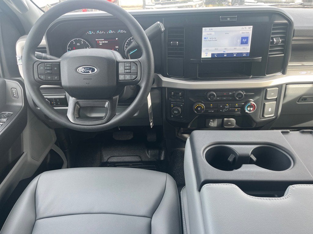 2026 Ford Super Duty F-350 SRW XL