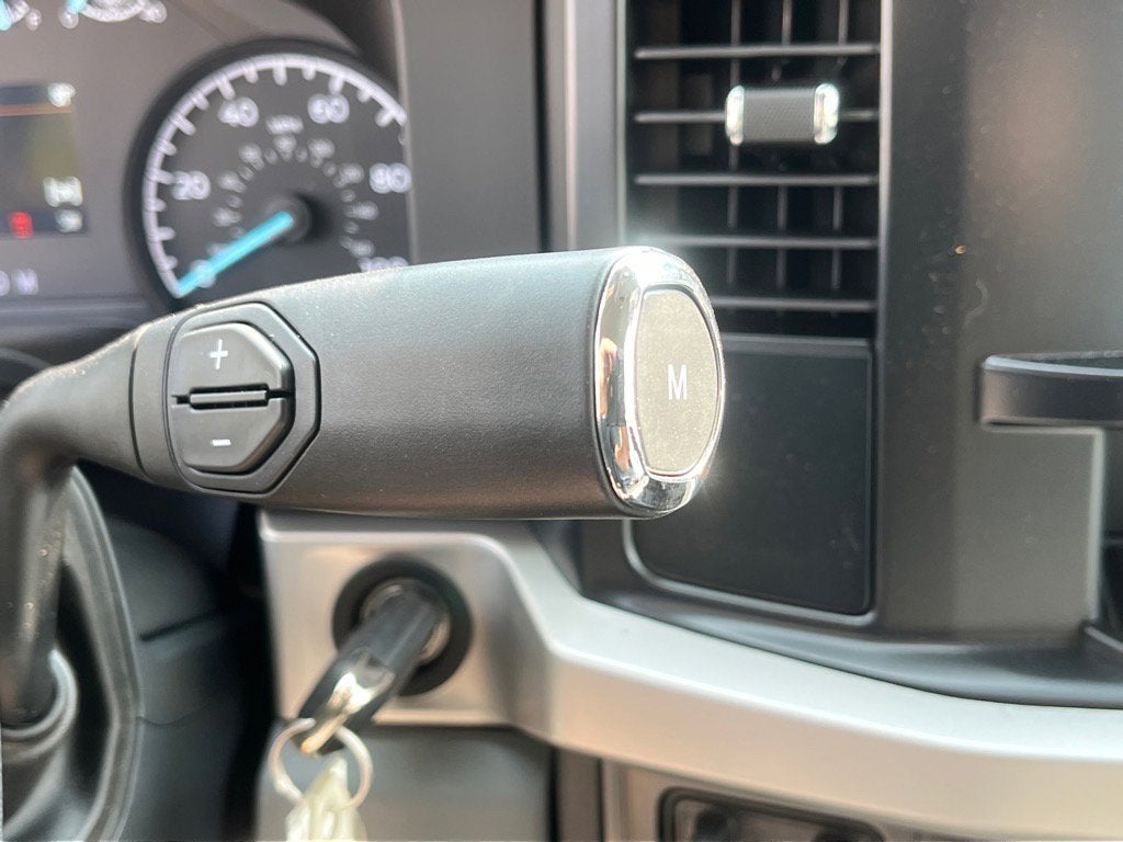 2025 Ford Super Duty F-350 DRW XL