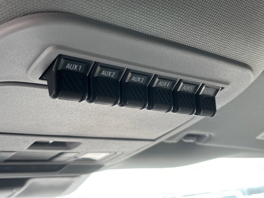 2025 Ford Super Duty F-350 DRW XL