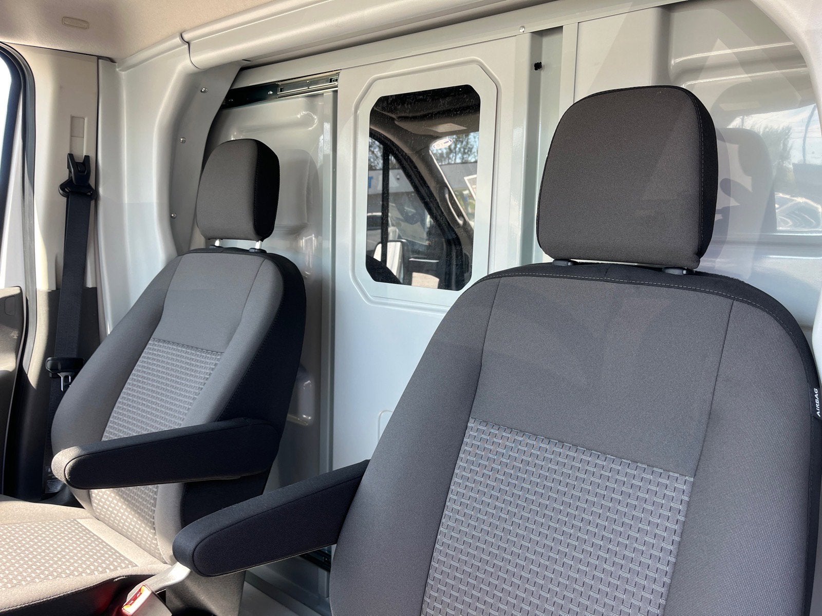 2024 Ford Transit Cutaway Base