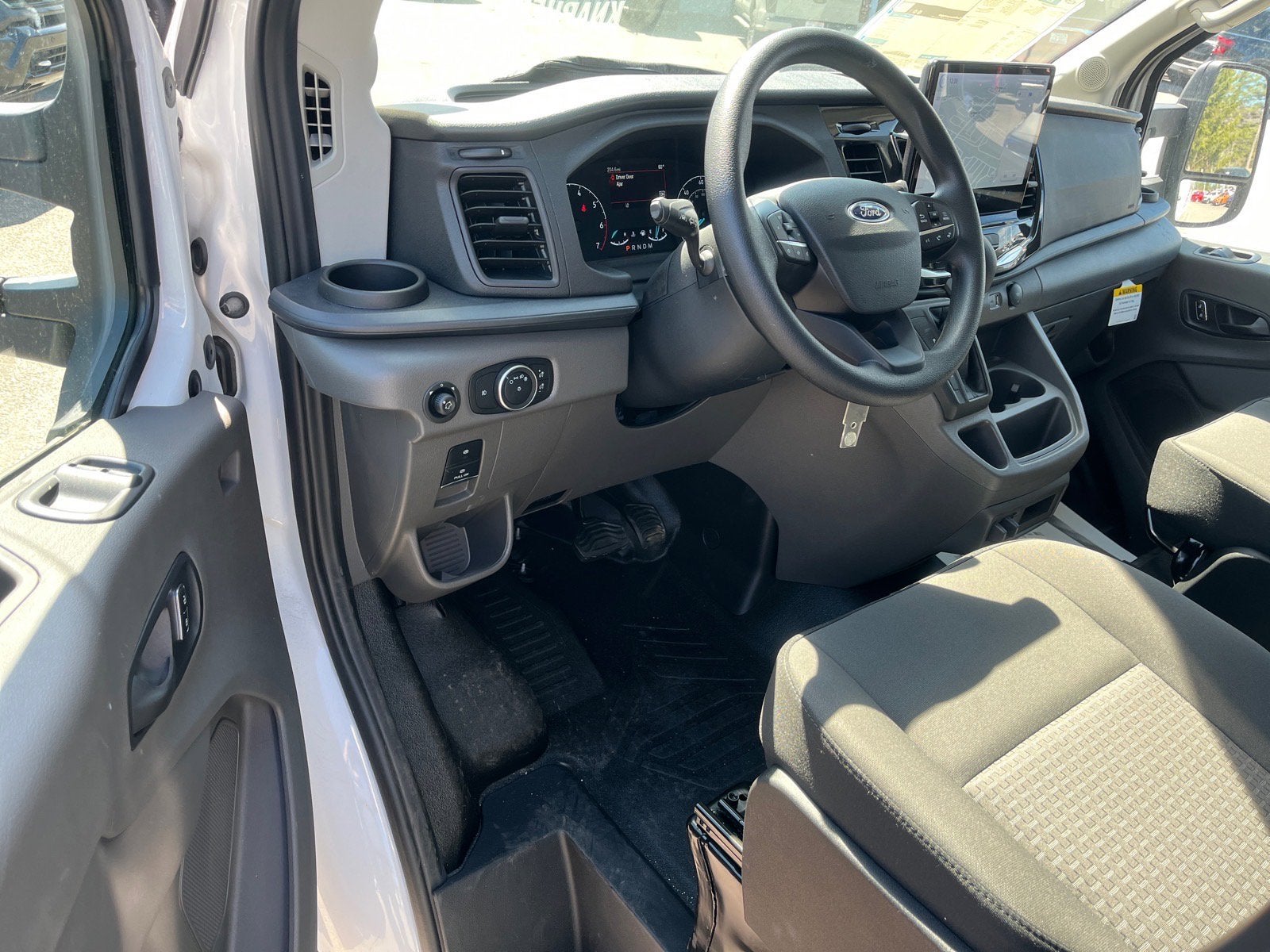 2024 Ford Transit Cutaway Base