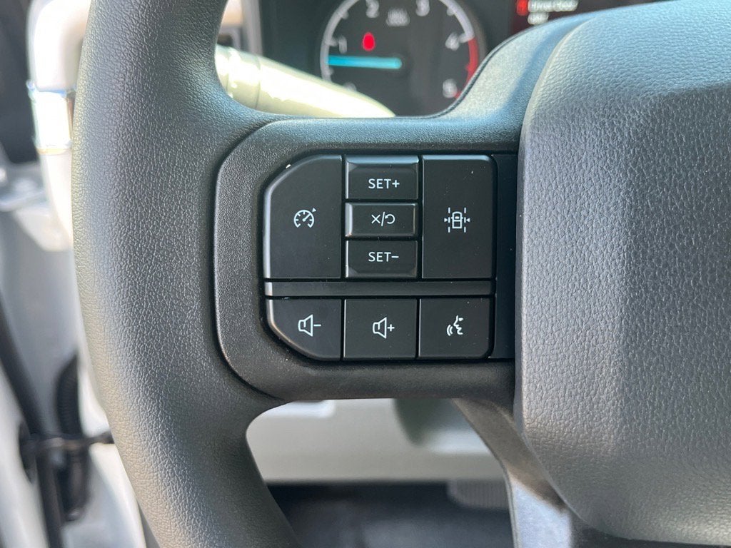 2026 Ford Super Duty F-600 DRW XL