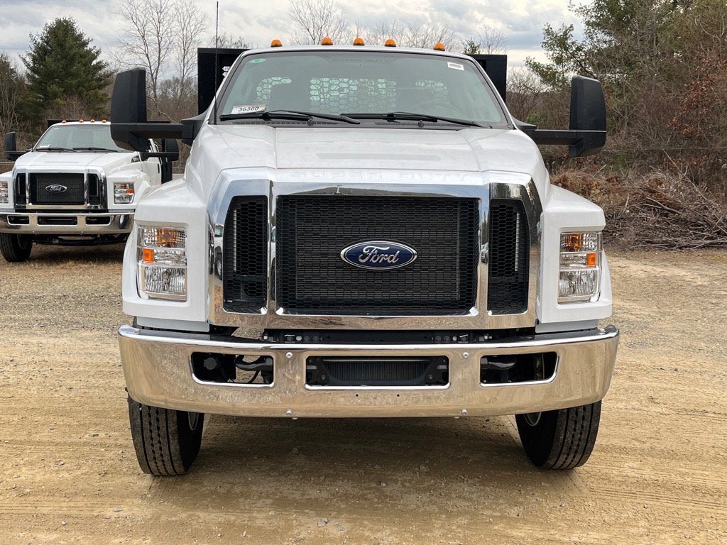 2025 Ford F-650SD Base