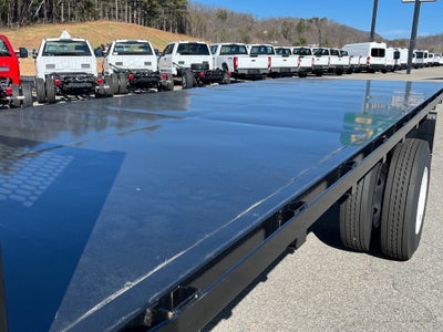 2025 Ford F-650SD Base