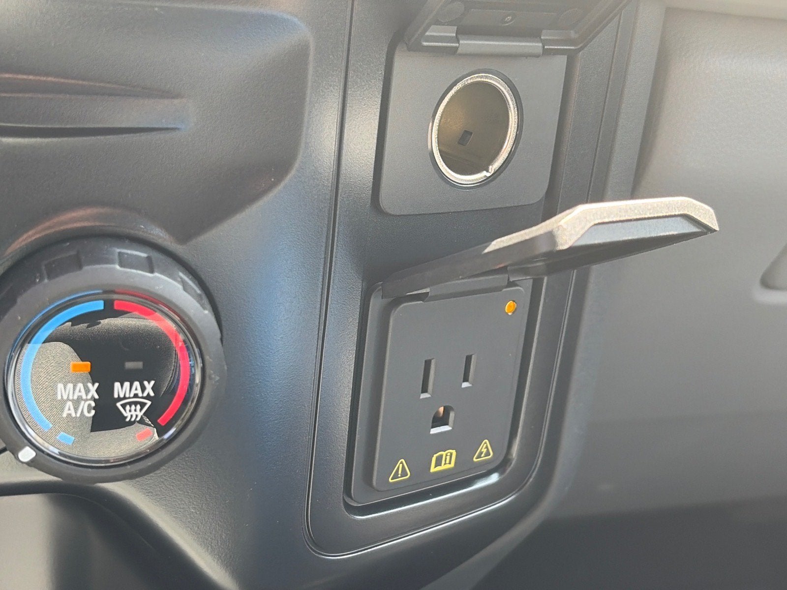 2025 Ford Super Duty F-550 DRW XL