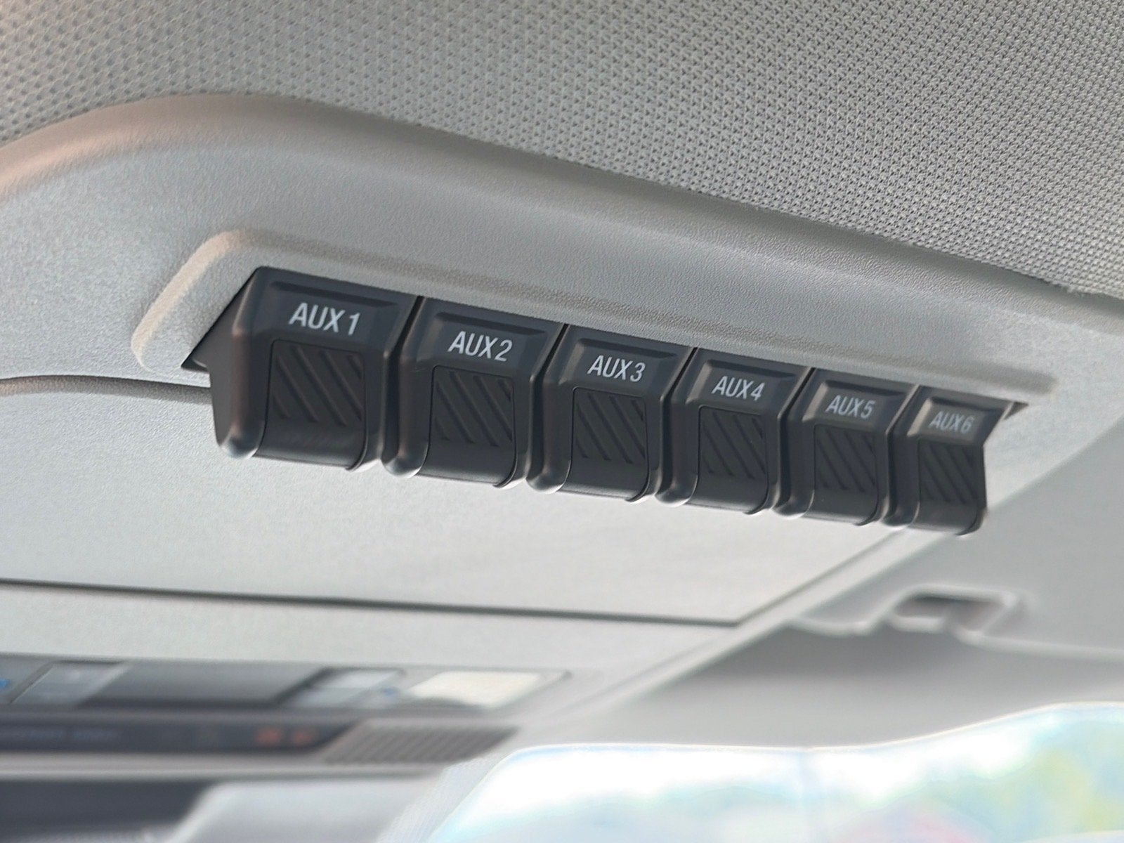 2025 Ford Super Duty F-550 DRW XL